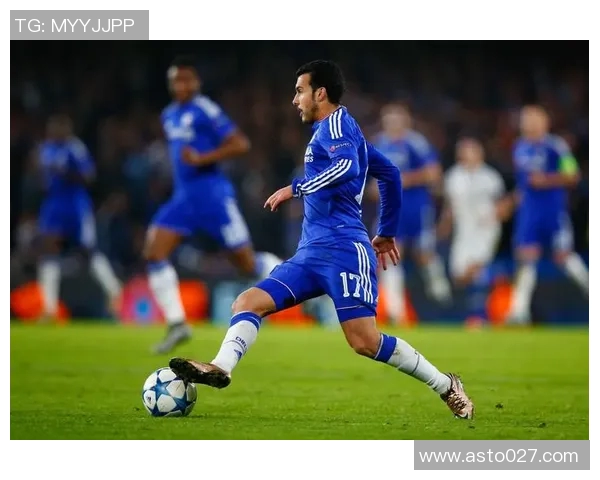 足球明星们的独门绝技揭秘视频带你领略足球场上的精彩瞬间